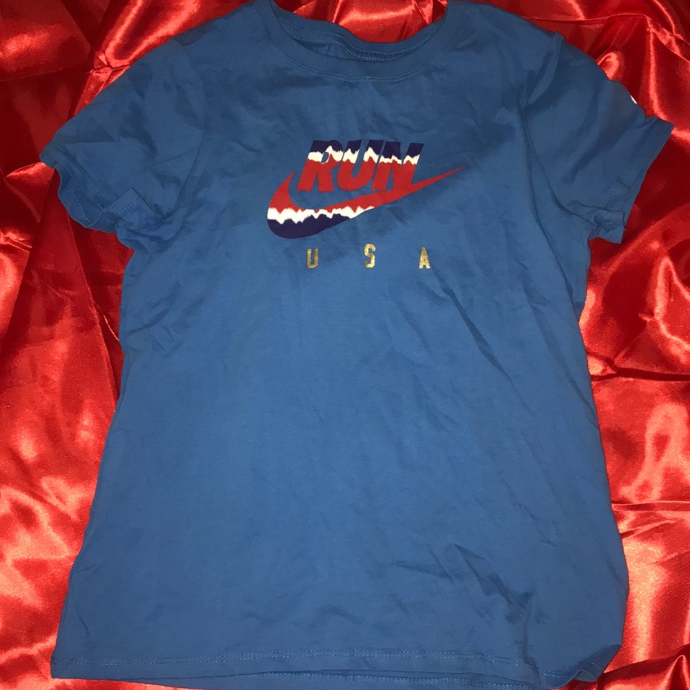 Blue nike top